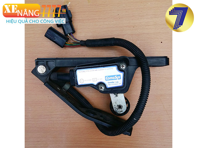 Chân gas xe nâng