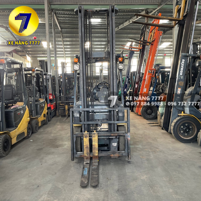 Xe nâng dầu 1.5 tấn KOMATSU FD15C-18 - Ảnh 6