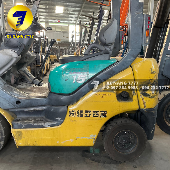 Xe nâng dầu 1.5 tấn KOMATSU FD15C-18 - Ảnh 2