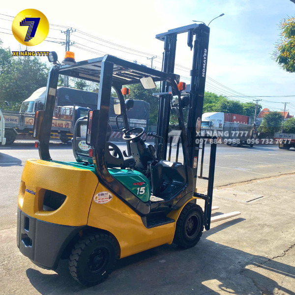 Xe nâng dầu 1.5 tấn KOMATSU FD15C-20 - Ảnh 3