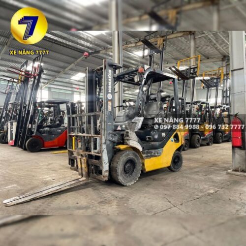 Xe nâng dầu 1.5 tấn KOMATSU FD15C-20