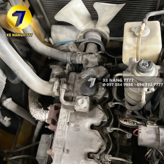 Xe nâng dầu 1.5 tấn KOMATSU FD15LT-18 - Ảnh 4