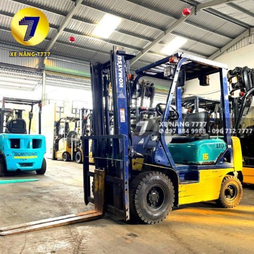 Xe nâng dầu 1.5 tấn KOMATSU FD15T-16