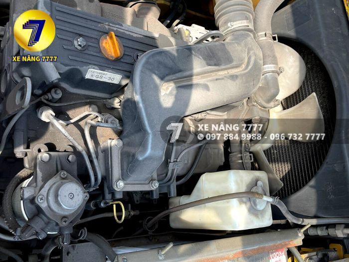 Xe nâng dầu 1.5 tấn KOMATSU FD15T-18 - Ảnh 7