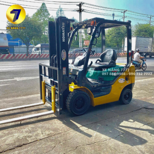Xe nâng dầu 1.8 tấn KOMATSU FD18T-18