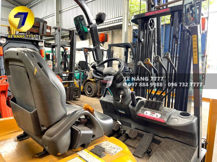 Xe nâng dầu 1.8 tấn TCM FD18T13 - Ảnh 6