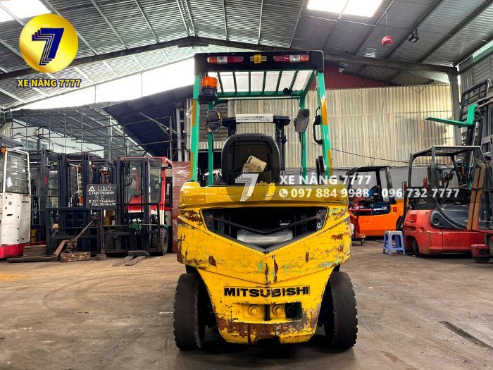Xe nâng dầu 2 tấn MITSUBISHI FDE20T - Ảnh 3