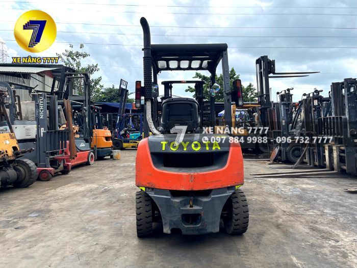 Xe nâng dầu 2 tấn TOYOTA 02-8FD20 - Ảnh 4