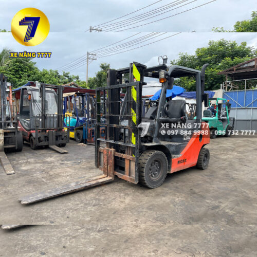 Xe nâng dầu 2 tấn TOYOTA 02-8FD20