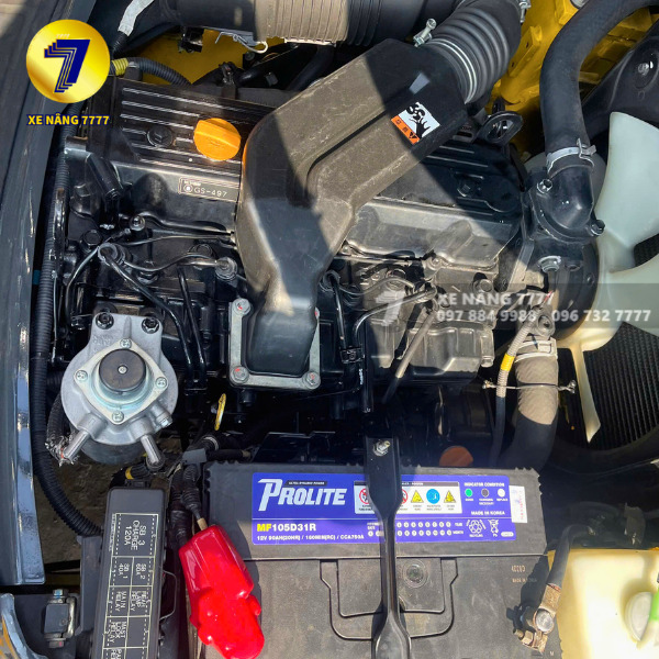 Xe nâng dầu 2.5 tấn KOMATSU FD25C-17 - Ảnh 5