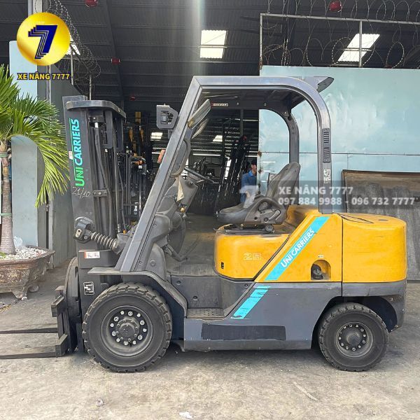Xe nâng dầu 2.5 tấn UNICARRIERS FHD25T5 - Ảnh 2