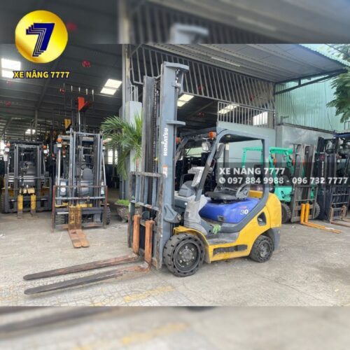 Xe nâng dầu 3 tấn KOMATSU FD30NT-16