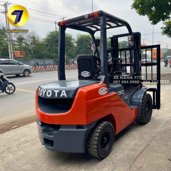 Xe nâng dầu 3 tấn TOYOTA 02-8FD30 - Ảnh 3