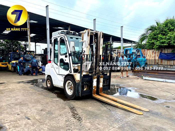 Xe nâng dầu 3.5 tấn TOYOTA 02-8FDJ35 - Ảnh 4