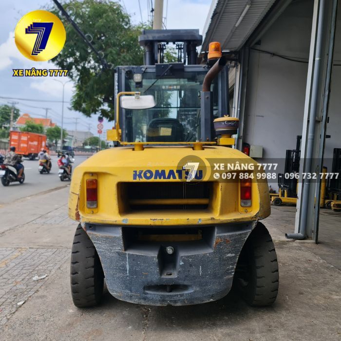 Xe nâng dầu 8 tấn KOMATSU FH80-1 - Ảnh 6