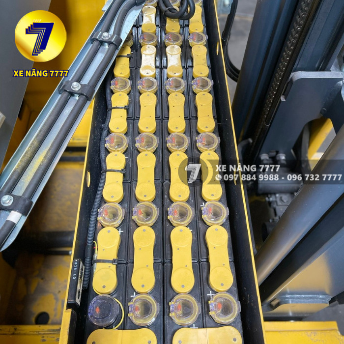 Xe nâng điện đứng lái 1 tấn KOMATSU FB10RS-15 - Ảnh 3