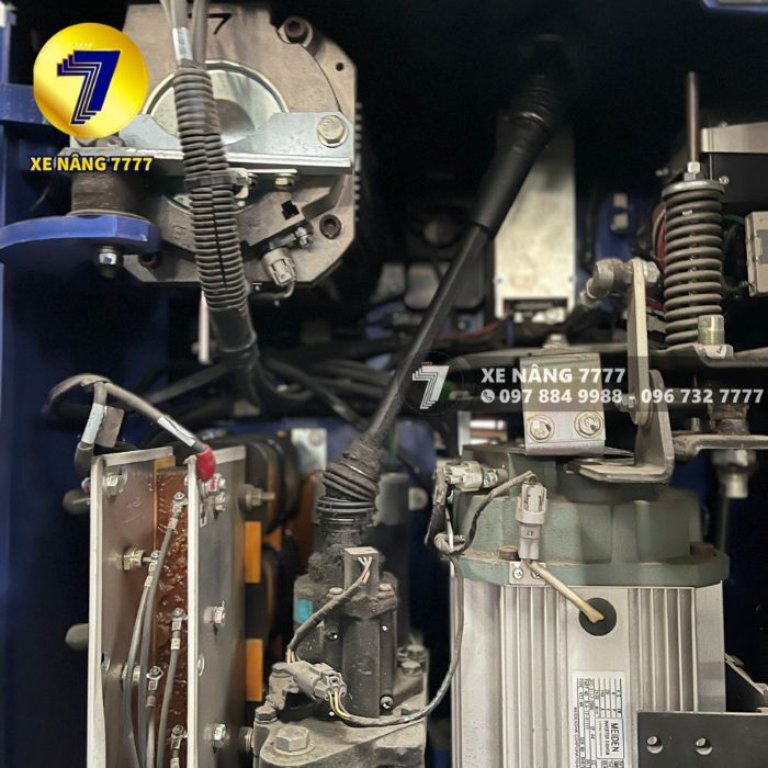 Xe nâng điện đứng lái 1.5 tấn KOMATSU FB15RL-15 - Ảnh 2