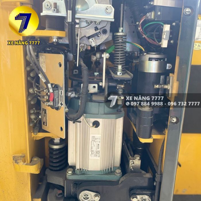 Xe nâng điện đứng lái 1.5 tấn KOMATSU FB15RW-15 - Ảnh 5