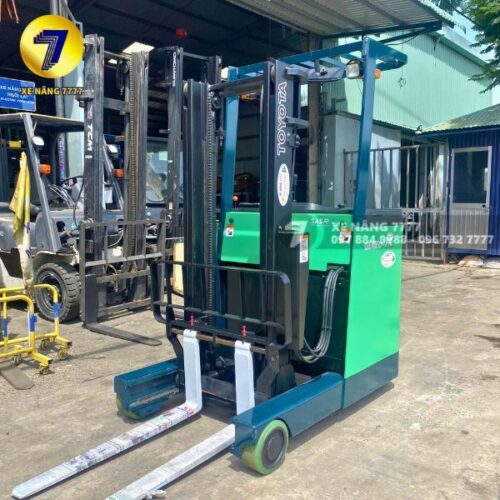 Xe nâng điện đứng lái 1.5 tấn TOYOTA 7FBR15