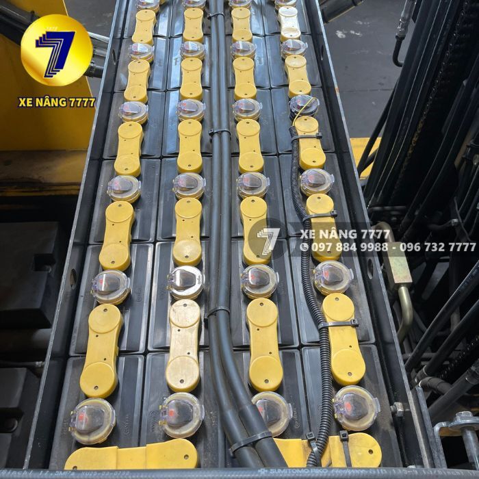 Xe nâng điện đứng lái 2.5 tấn KOMATSU FR25S-1 - Ảnh 5