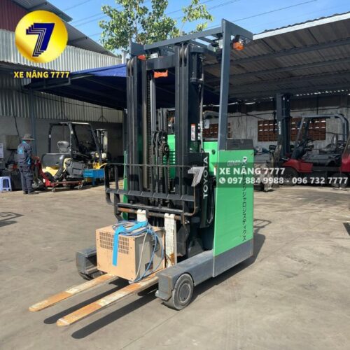 Xe nâng điện đứng lái TOYOTA 7FBR10