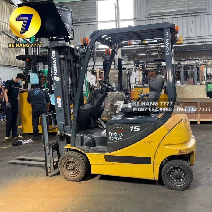 Xe nâng điện ngồi lái 1.5 tấn KOMATSU FB15-12 - Ảnh 8