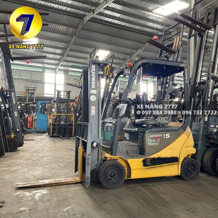 Xe nâng điện ngồi lái 1.5 tấn KOMATSU FB15-12