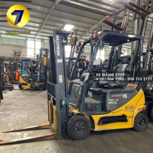 Xe nâng điện ngồi lái 1.5 tấn KOMATSU FB15-12