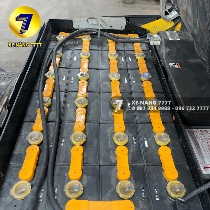 Xe nâng điện ngồi lái 1.5 tấn KOMATSU FB15-12 - Ảnh 5