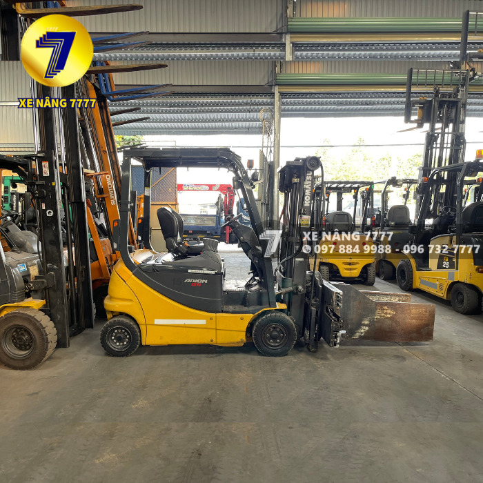 Xe nâng điện ngồi lái 1.5 tấn KOMATSU FB15G-12 - Ảnh 3