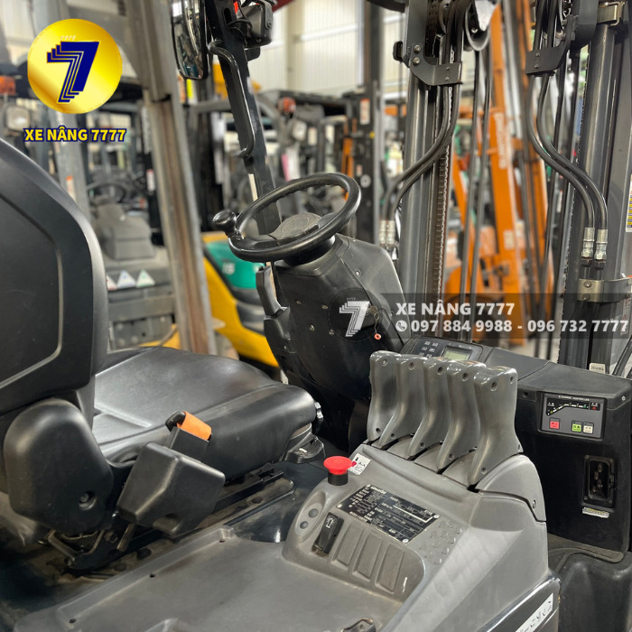 Xe nâng điện ngồi lái 1.5 tấn KOMATSU FB15G-12 - Ảnh 7