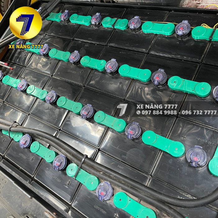 Xe nâng điện ngồi lái 1.5 tấn KOMATSU FB15G-12 - Ảnh 8