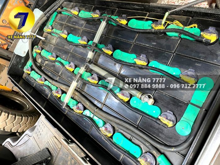 Xe nâng điện ngồi lái 1.5 tấn KOMATSU FB15M-12 - Ảnh 7