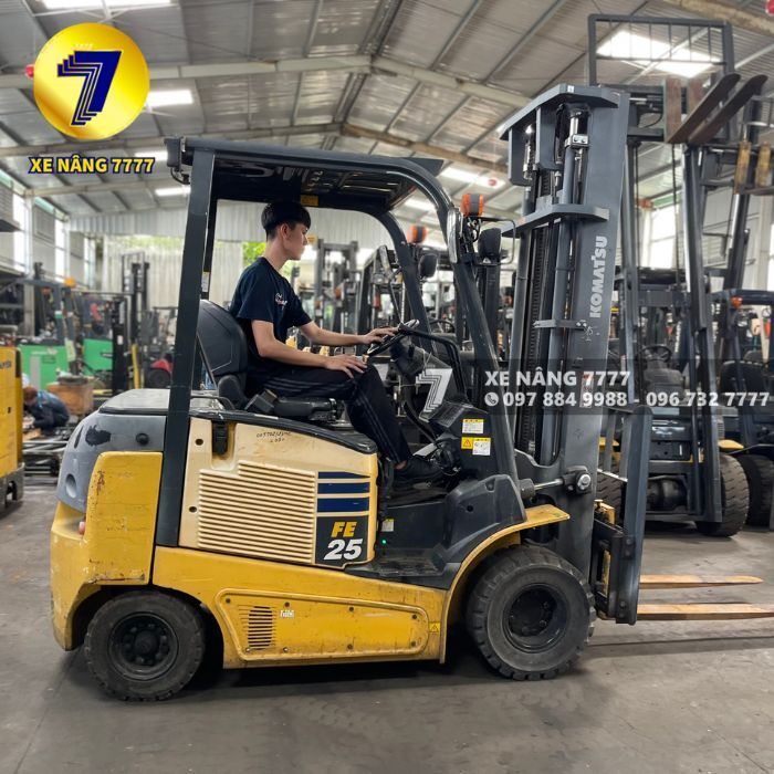 Xe nâng điện ngồi lái 2.5 tấn KOMATSU FE25-1 - Ảnh 7