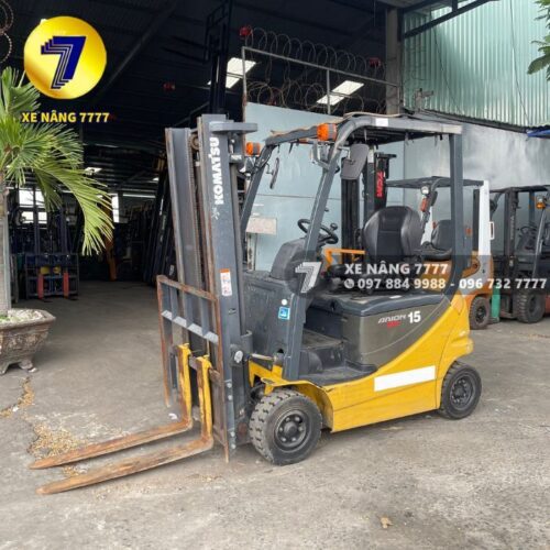 Xe nâng điện ngồi lái 3 tấn KOMATSU FB15-12