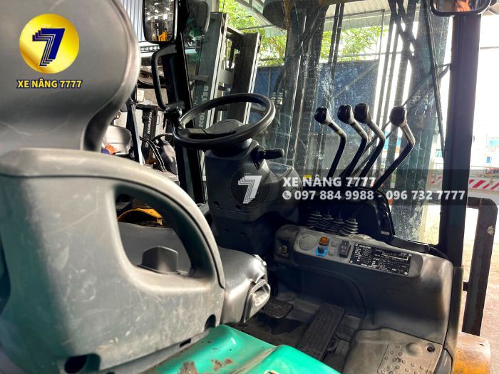 Xe nâng xăng KOMATSU FG35AT-16 - Ảnh 6