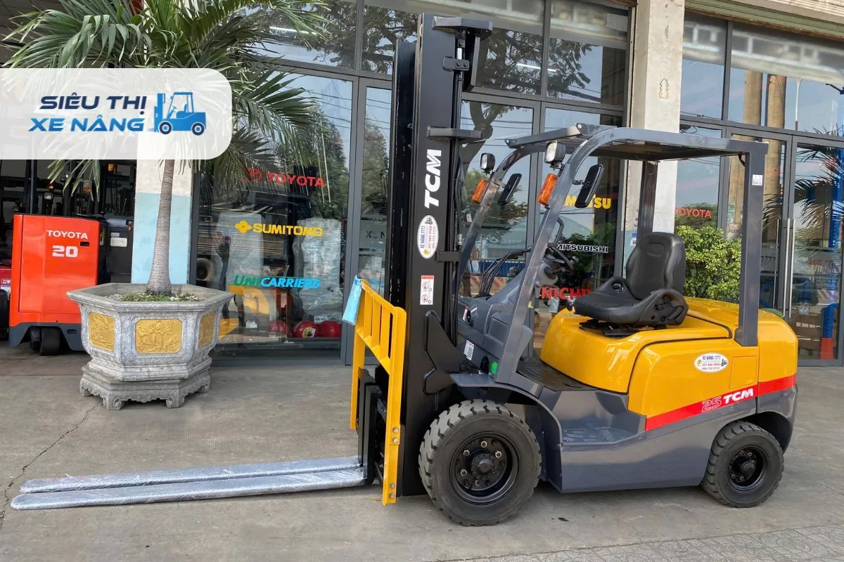 Thương hiệu xe nâng TCM