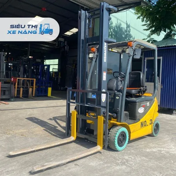 Xe nâng điện ngồi lái 1.5 tấn KOMATSU FB15-12
