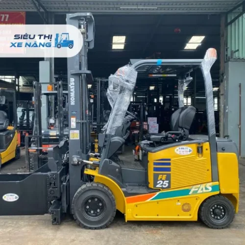 Xe nâng điện ngồi 2.5 tấn KOMATSU FE25-1