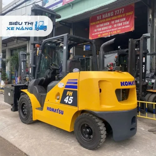 Xe nâng dầu 4.5 tấn KOMATSU FH45-2