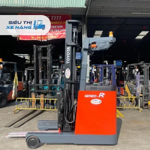 Xe nâng điện đứng lái 1.8 tấn TOYOTA 7FBR18