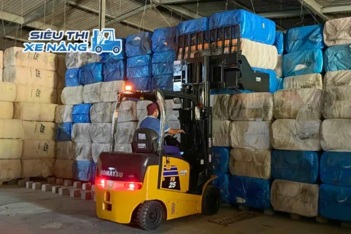 Xe nâng điện bền hay nhanh xuống cấp? Câu trả lời nằm ở môi trường vận hành