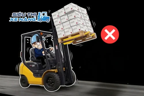 Lỗi nguy hiểm khi nâng pallet hàng hoá bằng xe nâng 4