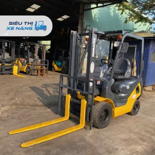 Xe nâng dầu 1.5 tấn KOMATSU FD15C-21