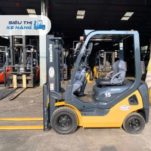 Xe nâng dầu 1.5 tấn KOMATSU FD15C-21