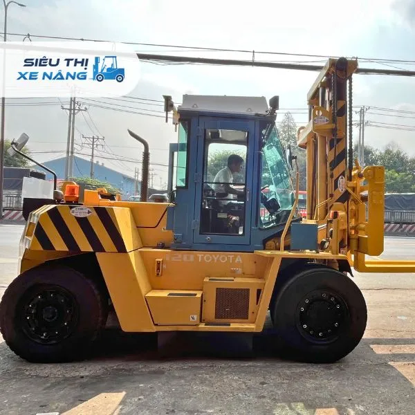 Xe nâng dầu 12 tấn TOYOTA 50-4FD120