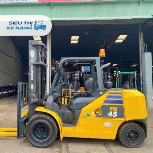 Xe nâng dầu 4.5 tấn KOMATSU FH45-2