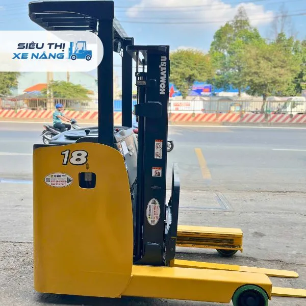 Xe nâng điện đứng lái 1.8 tấn KOMATSU FB18RL-15