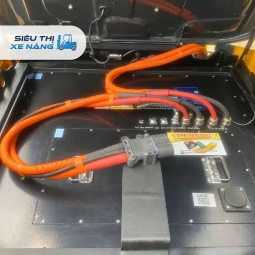 Xe nâng điện ngồi lái 2.5 tấn KOMATSU FE25-1