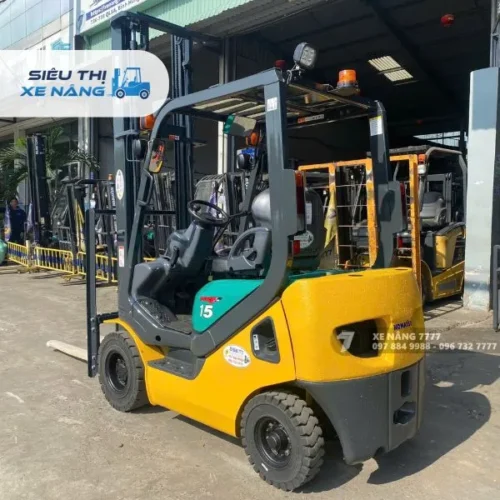 Xe nâng dầu 1.5 tấn KOMATSU FD15C-20